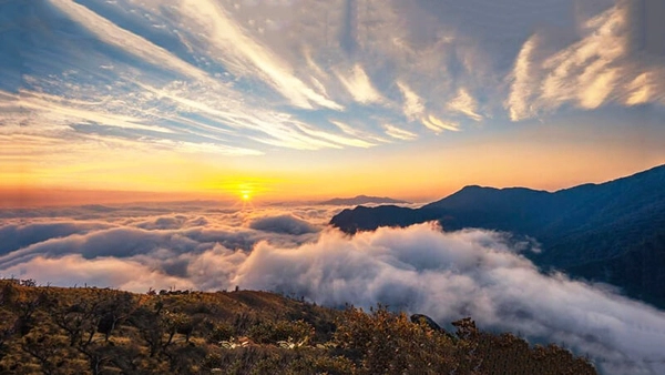 đỉnh gió tà xùa