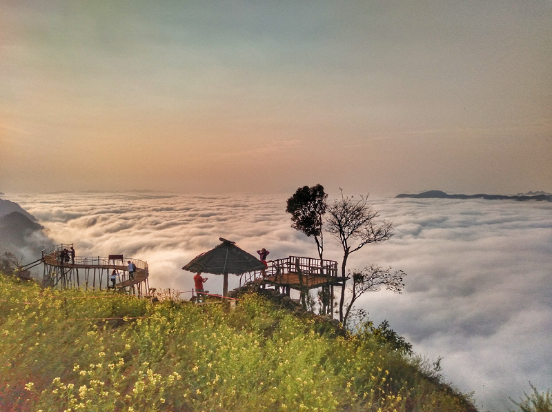 du-lich-mai-chau-thang-11